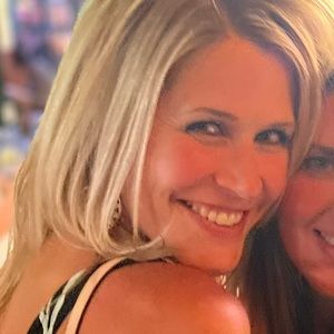 Meet your Posher, Devin